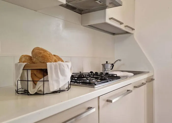 Appartement Cozy Flat In A With Swimming Pool *