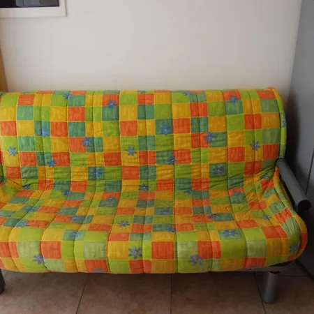 Апартаменти Cozy Flat In A With Swimming Pool Бібіоне