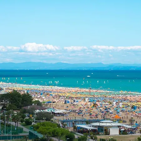 Apartman Cozy Flat In A With Swimming Pool Bibione