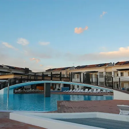 Cozy Flat In A With Swimming Pool Bibione