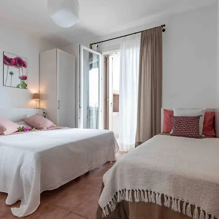 Apartman Cozy Flat In A With Swimming Pool Bibione