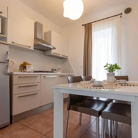 Apartament Cozy Flat In A With Swimming Pool *