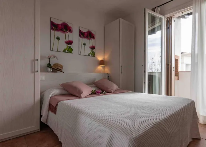 Daire Cozy Flat In A With Swimming Pool